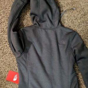 the north face women's mattea fleece pullover